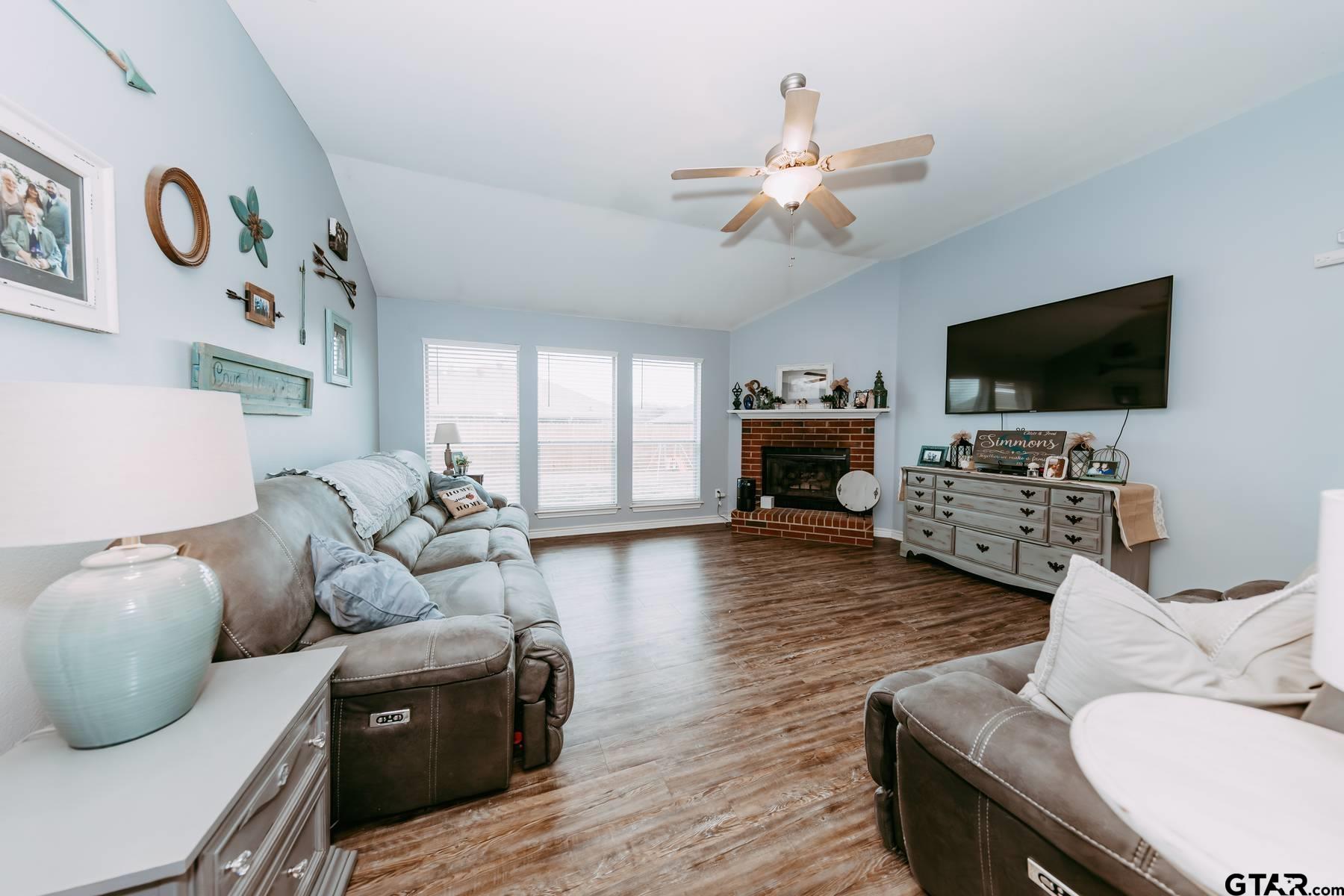 11224 Preakness Drive Flint, TX 75762 - Photo 8 of 43