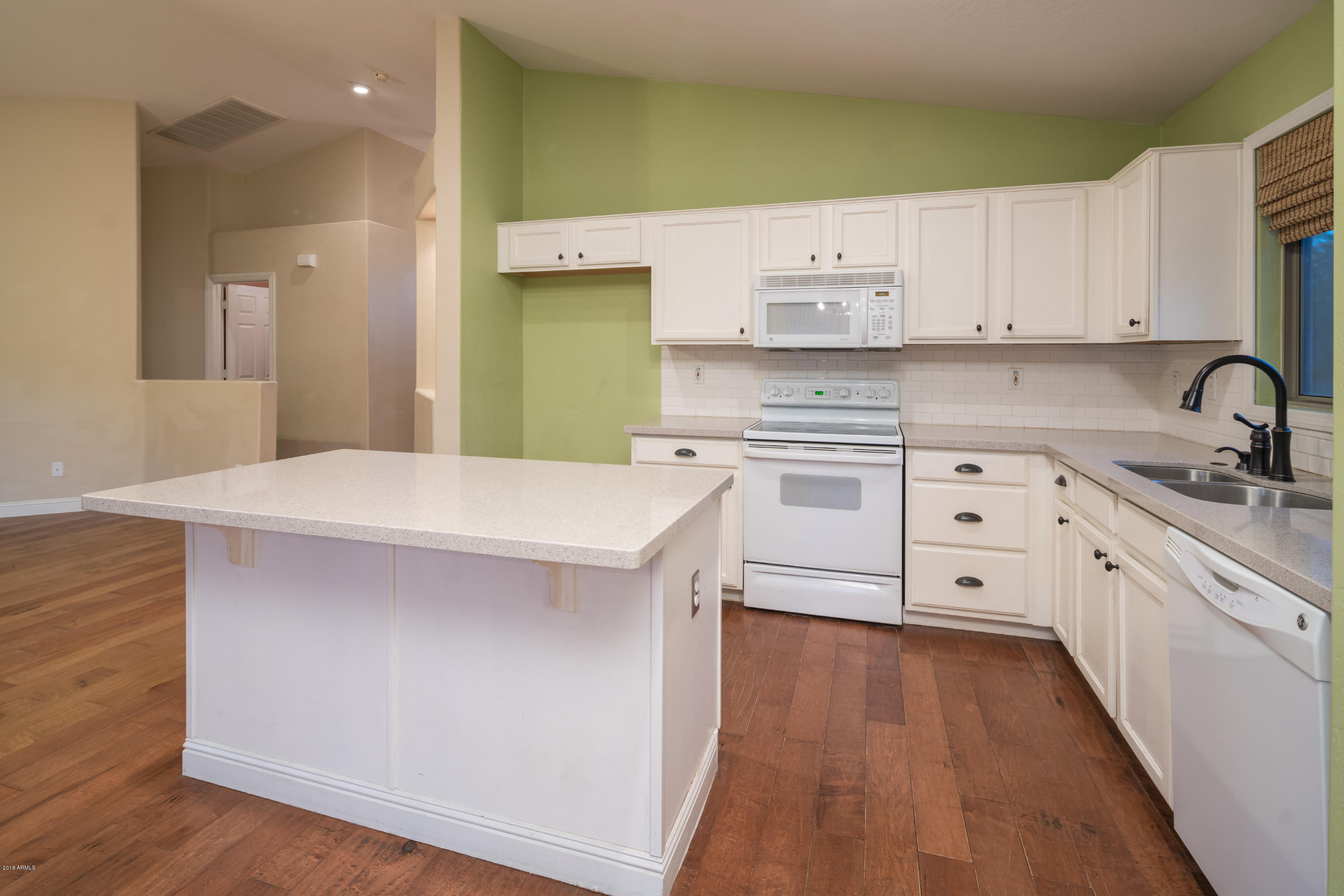 3327 East Chickadee Road Gilbert, AZ 85297 - Photo 11 of 42 Kitchen 3