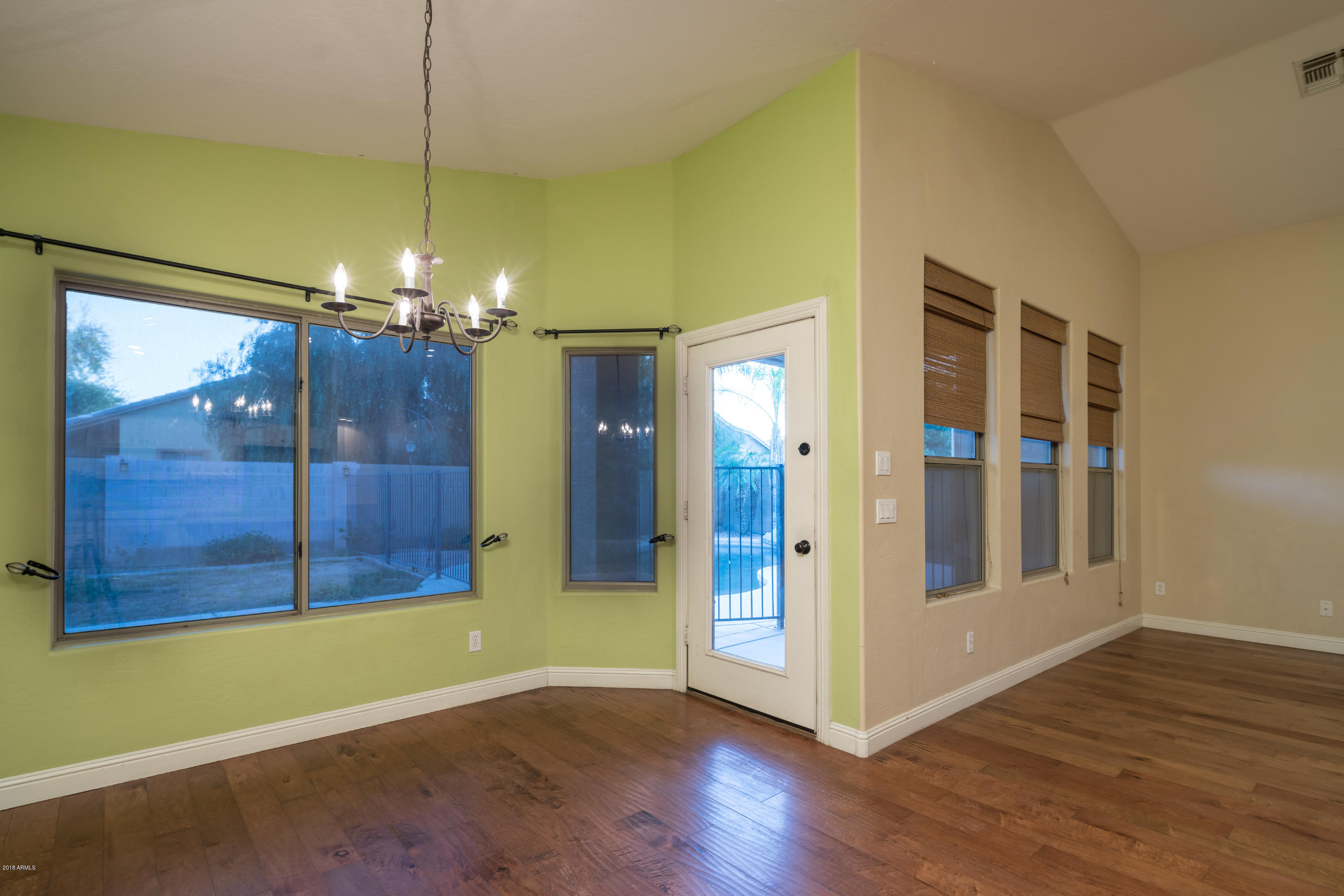 3327 East Chickadee Road Gilbert, AZ 85297 - Photo 17 of 42 Dining Room 2