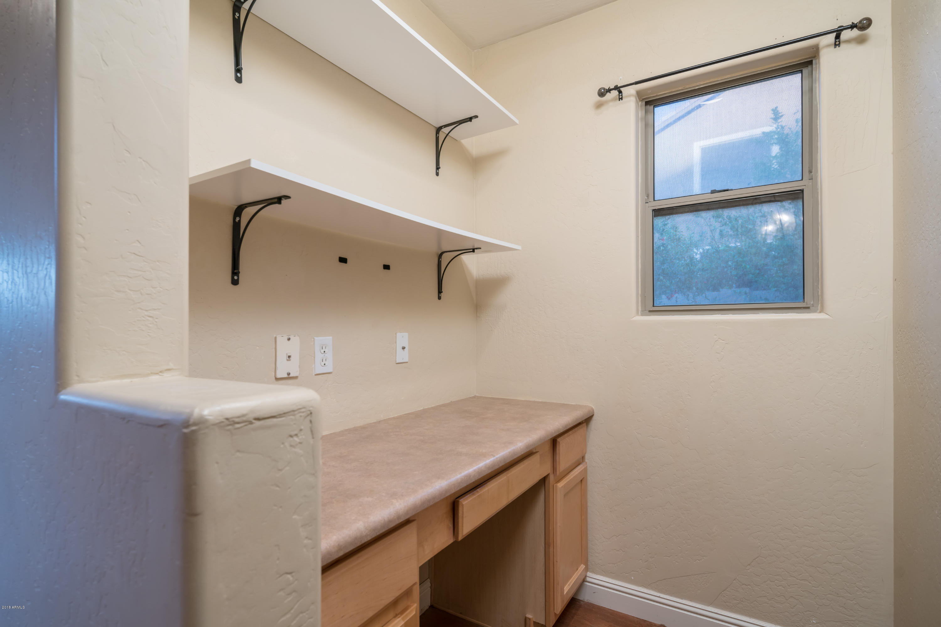 3327 East Chickadee Road Gilbert, AZ 85297 - Photo 29 of 42 Niche Area