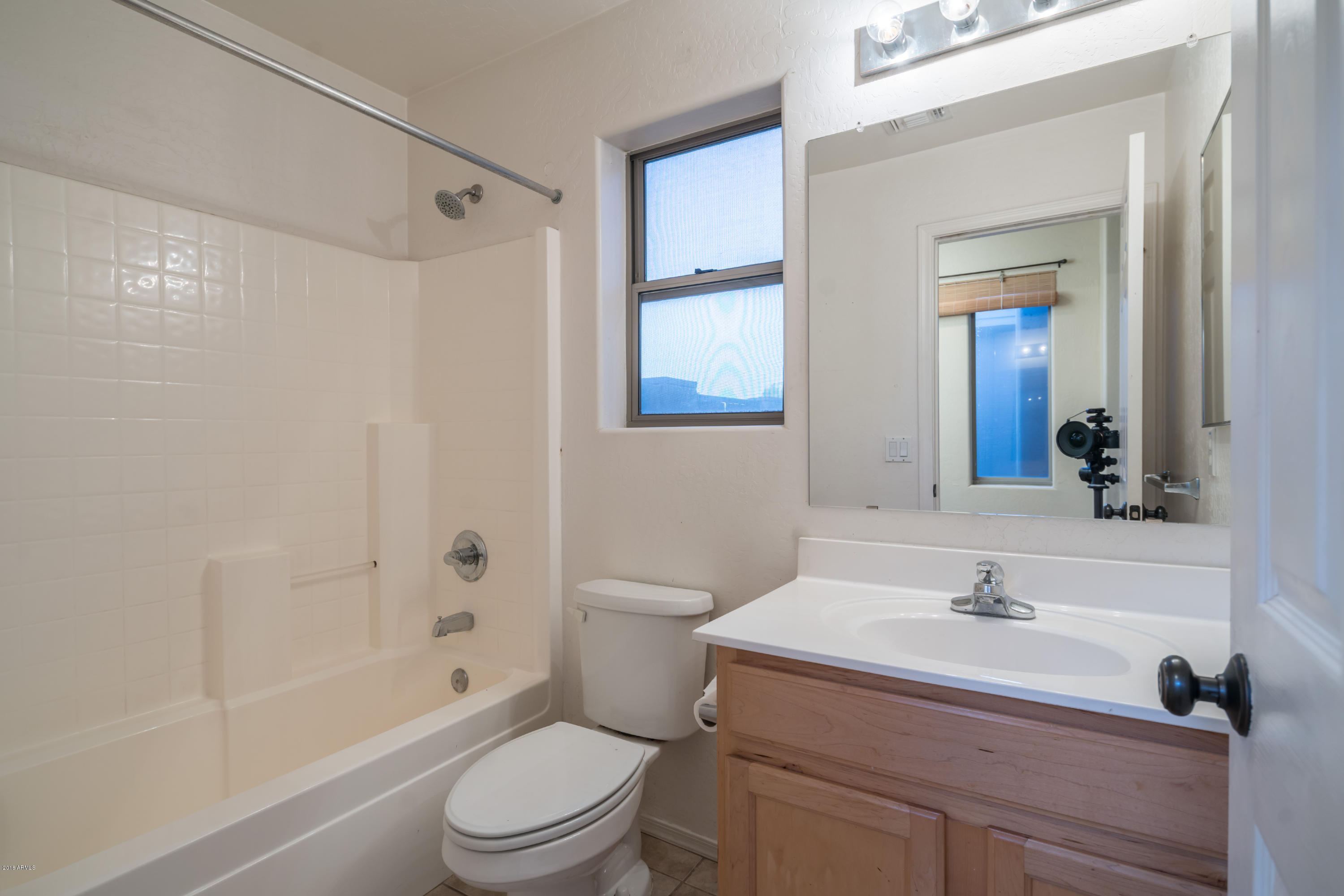 3327 East Chickadee Road Gilbert, AZ 85297 - Photo 30 of 42 Family Bathroom