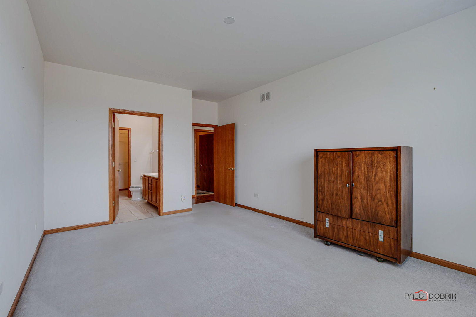 269 Enfield Lane Grayslake, IL 60030 - Photo 15 of 45 a view of an empty room and window