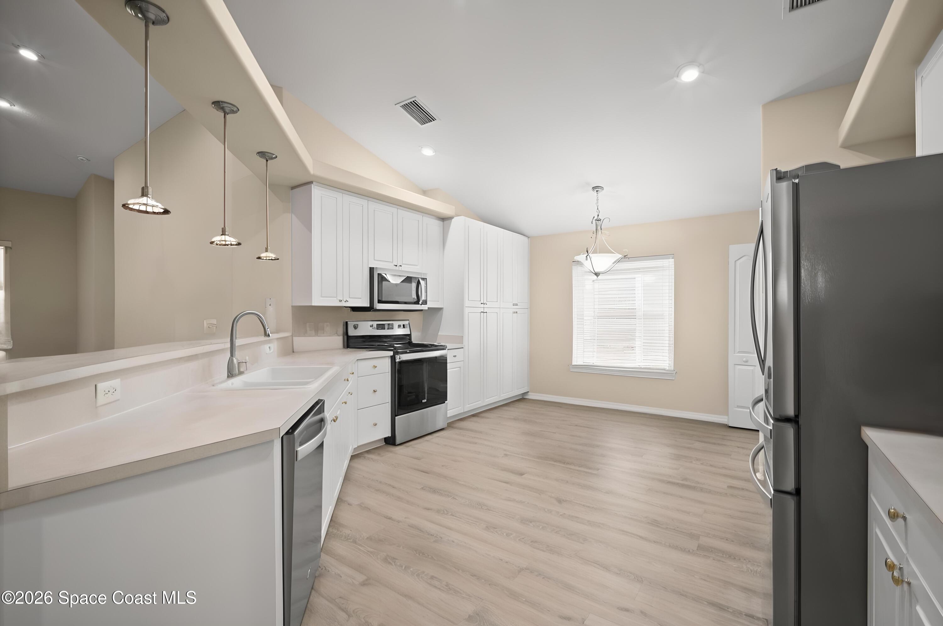 6924 Renshaw Drive Melbourne, FL 32940 - Photo 7 of 33 69de71379ca17fa9cc96e51b