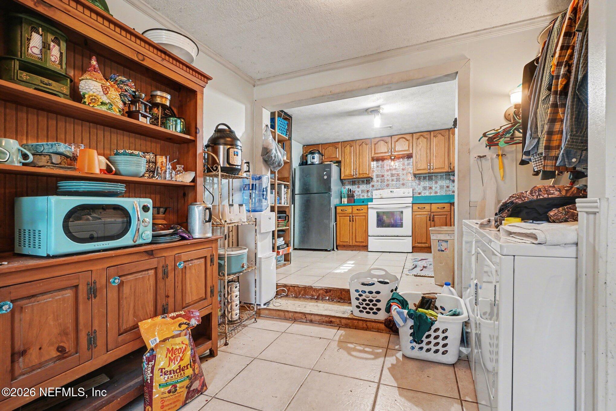3390 Lannie Road Jacksonville, FL 32218 - Photo 5 of 18 007_file_7860