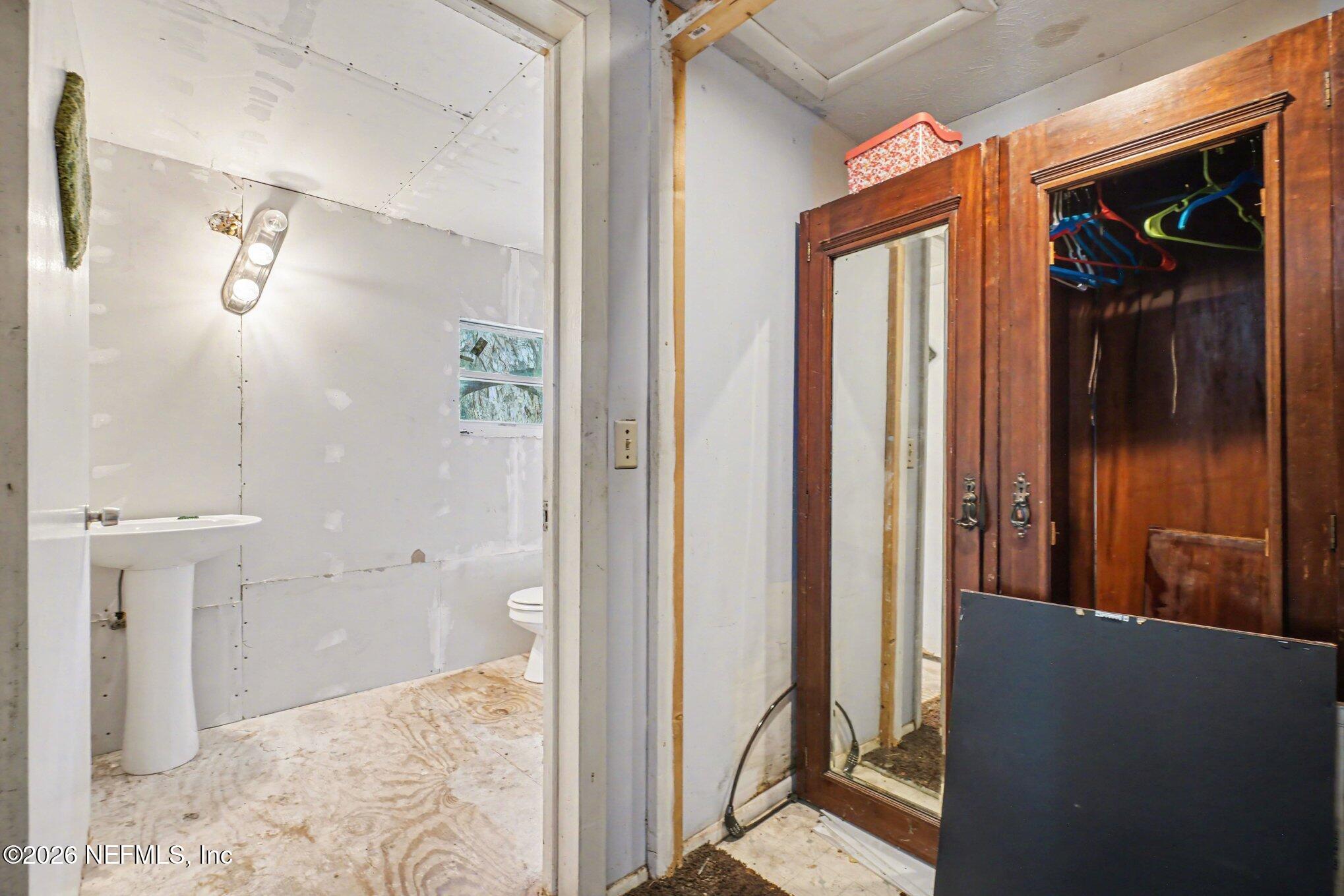 3390 Lannie Road Jacksonville, FL 32218 - Photo 8 of 18 017_file_8299