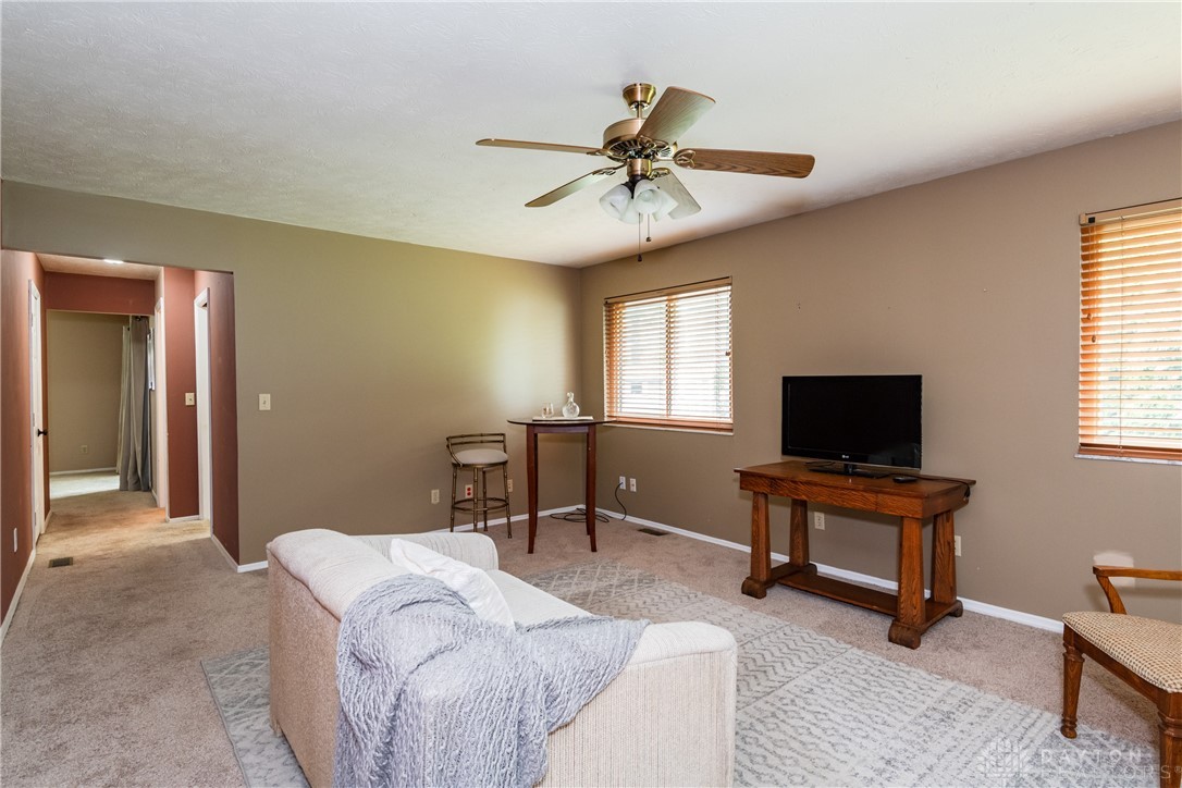 5417 Red Coach Road Dayton, OH 45429 - Photo 24 of 54
