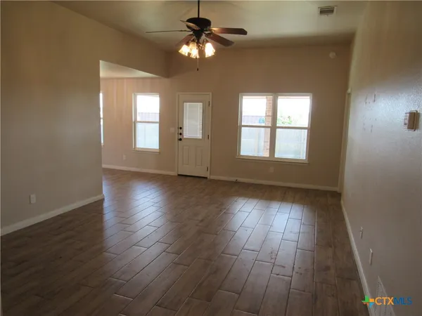 $1,600 | 202 East Avenue H, Nolanville, TX 76559
