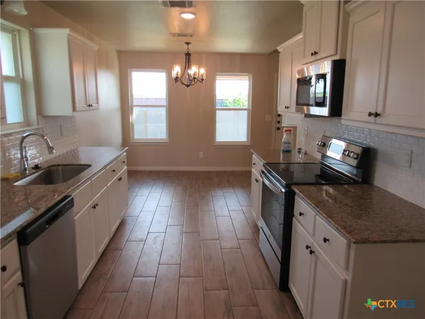 $1,600 | 202 East Avenue H, Nolanville, TX 76559