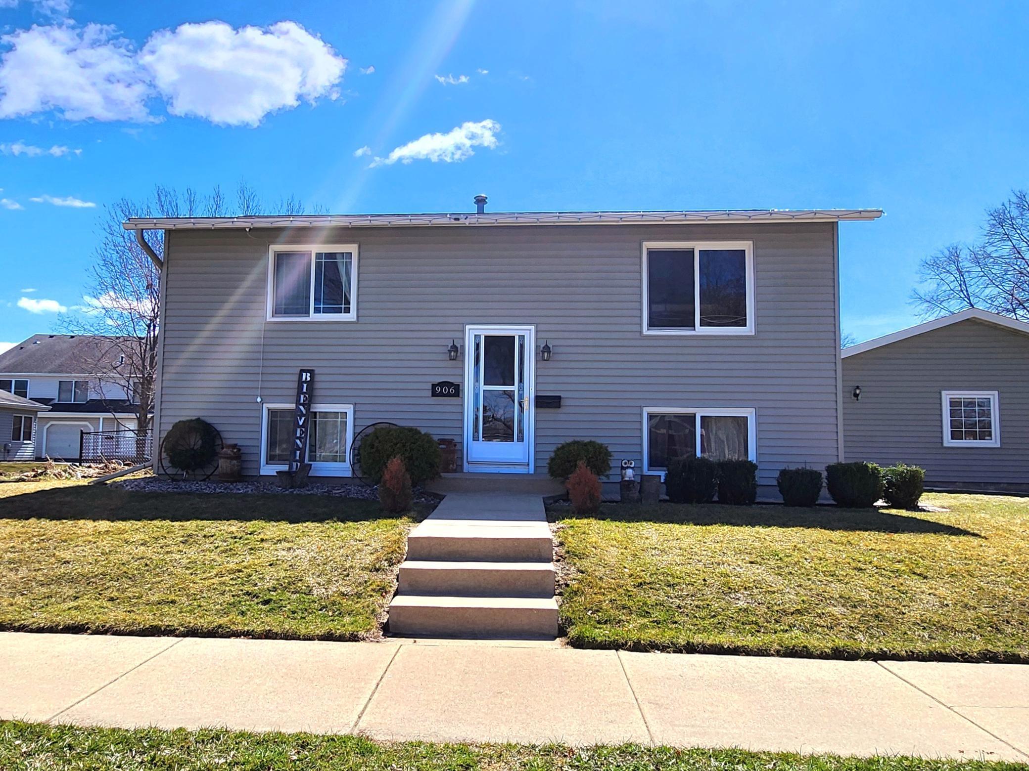 906 16th Street Southeast Rochester, MN 55904 - Photo 1 of 1 Gallery Image 1