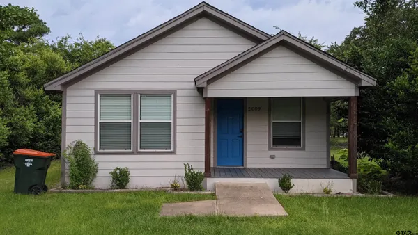 $1,200 | 2009 West Shaw Street, Tyler, TX 75701