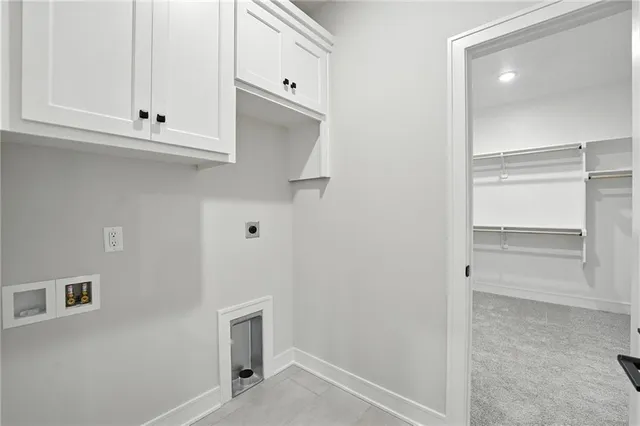 $705,000 | 4264 Lk Shr Drive, Basehor, KS 66007