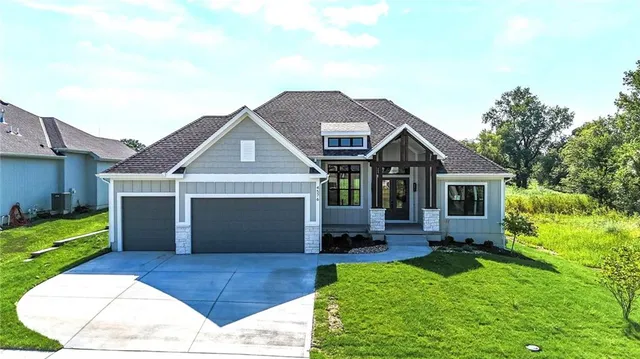 $705,000 | 4264 Lk Shr Drive, Basehor, KS 66007