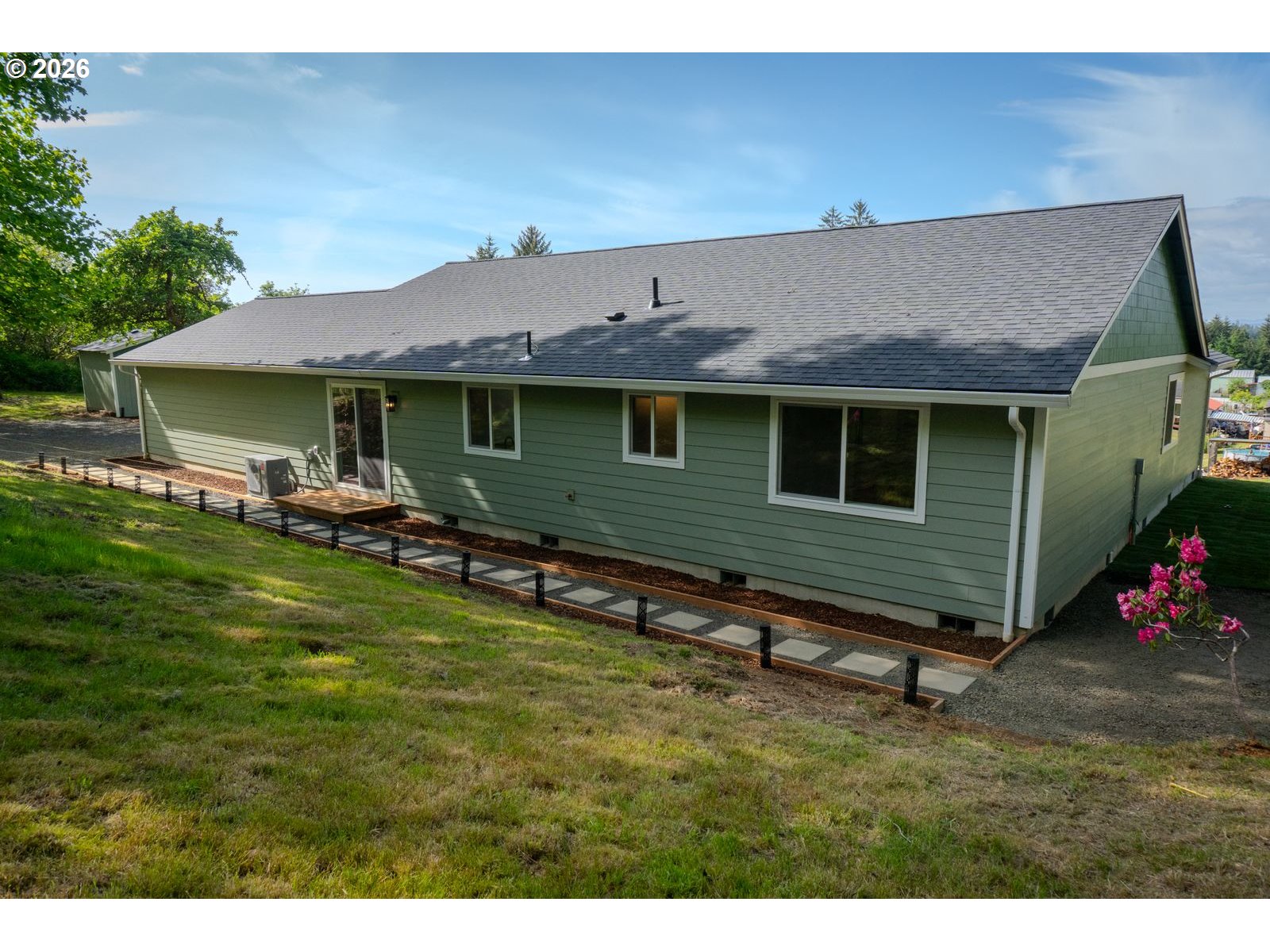 92402 Abbott Road Astoria, OR 97103 - Photo 4 of 32