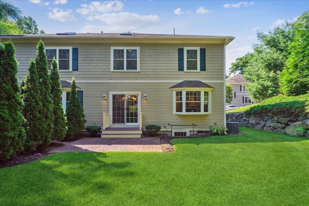 341 Marrett Road, Unit 7 Lexington, MA 02421 - Photo 2 of 37