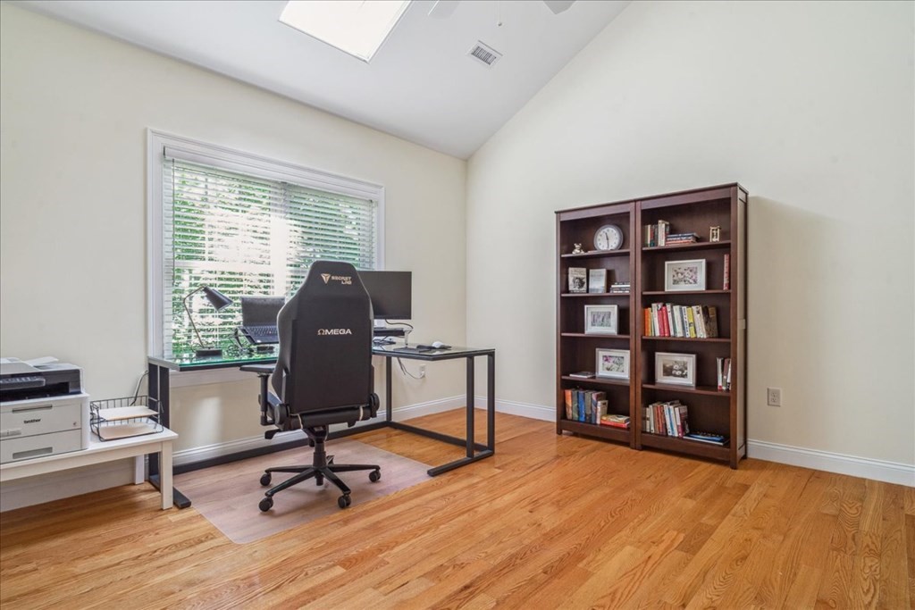 341 Marrett Road, Unit 7 Lexington, MA 02421 - Photo 25 of 37