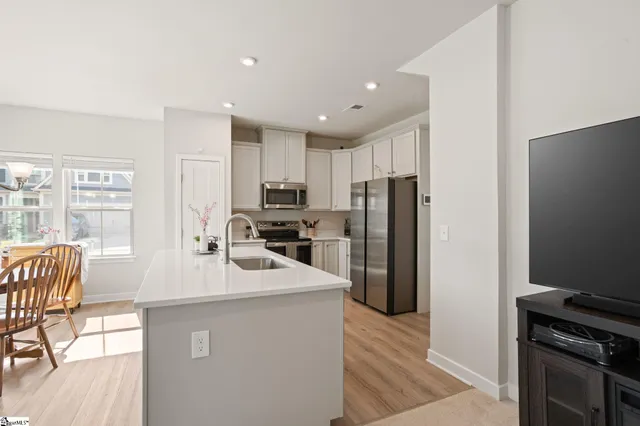 $294,900 | 561 Martin Crk Drive, Simpsonville, SC 29680