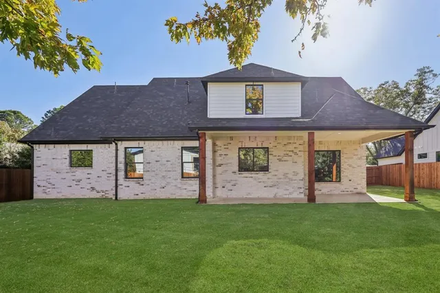 $879,000 | 2622 Evinrude Drive, Grapevine, TX 76051