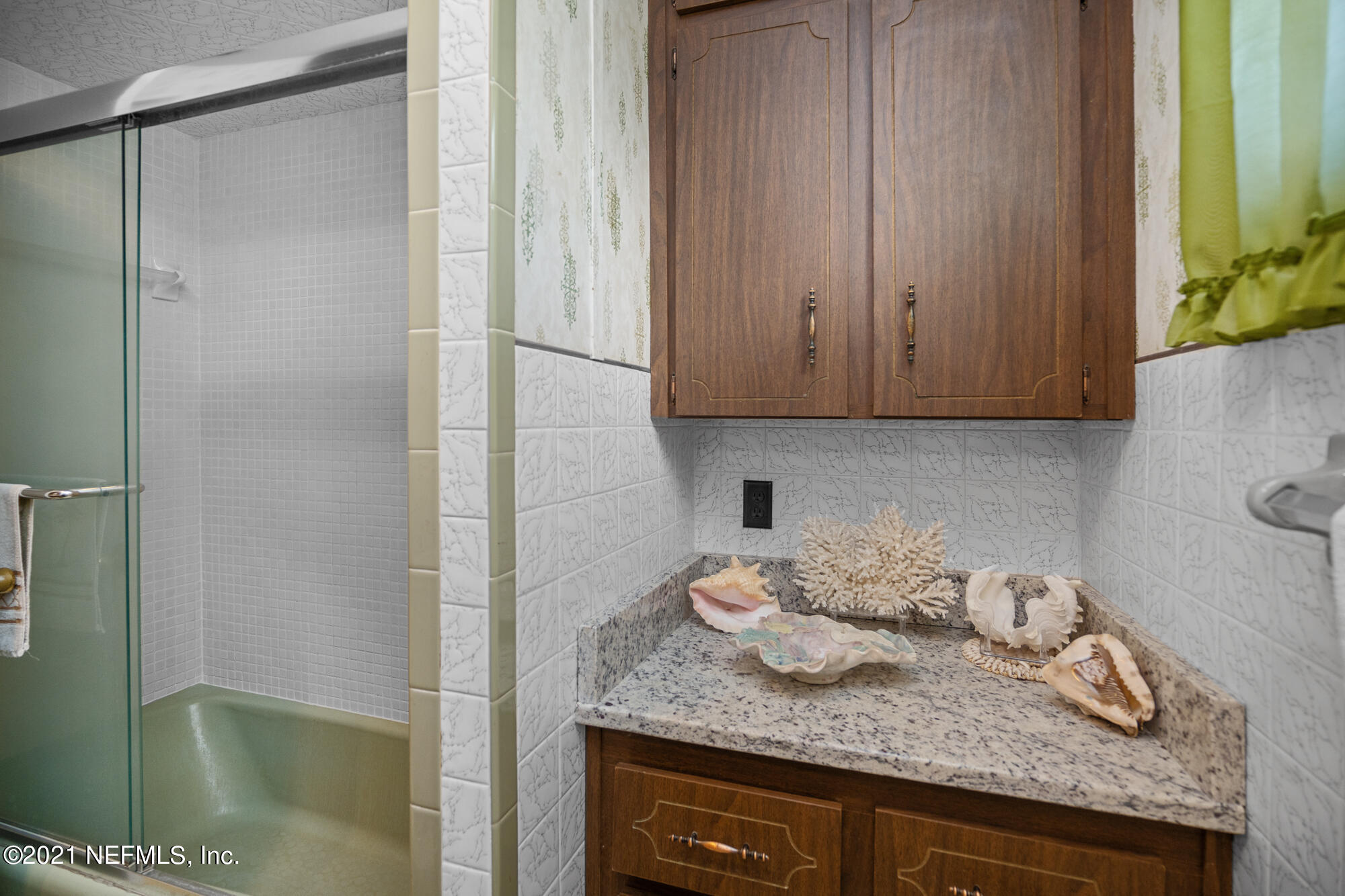 12855 Boney Road Jacksonville, FL 32226 - Photo 23 of 35 19 hall bath