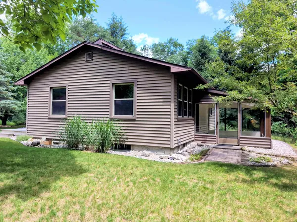 $285,000 | 3602 South Winn Road, Mount Pleasant, MI 48858