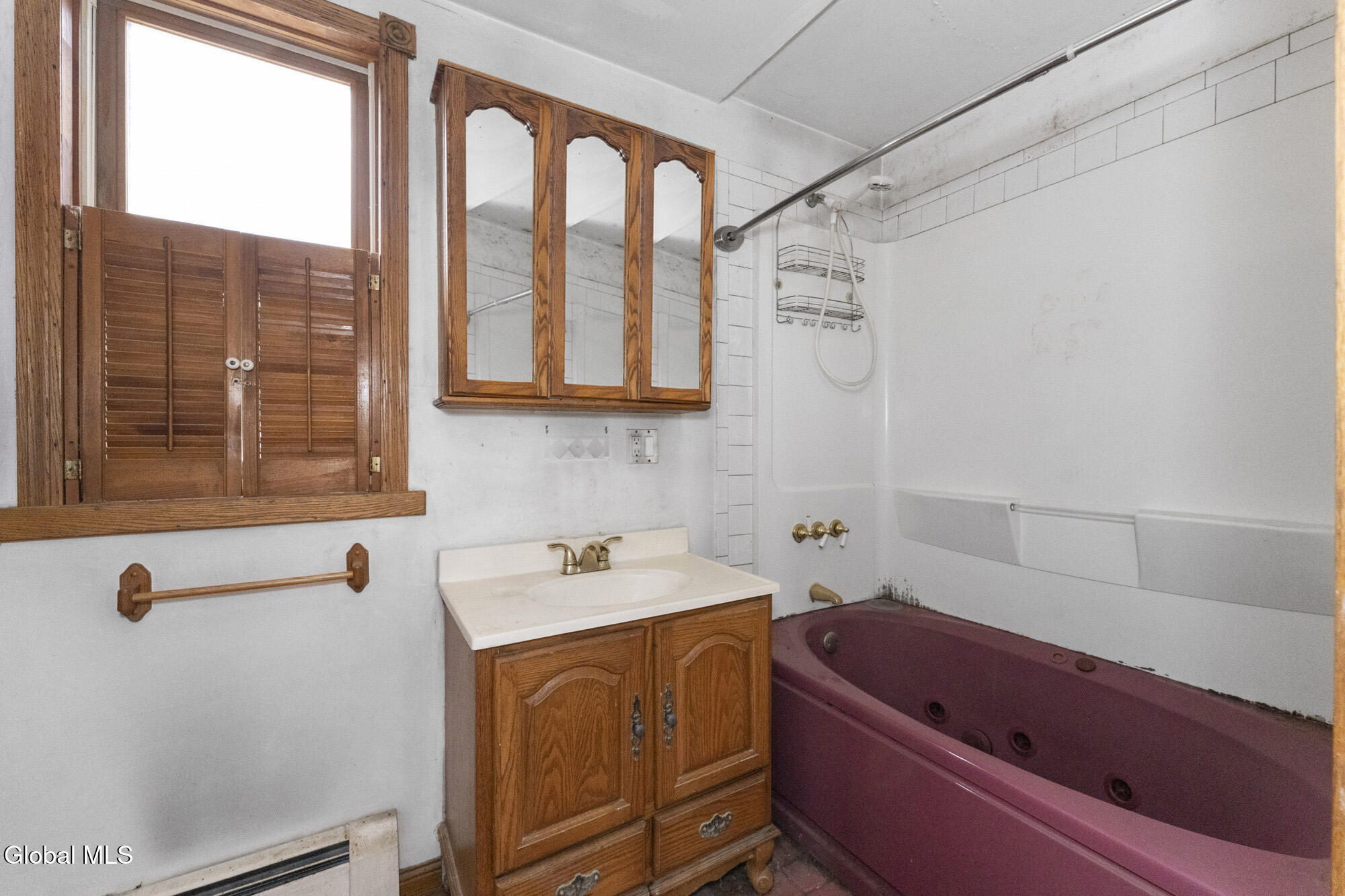 1498 2nd Street Rensselaer, NY 12144 - Photo 19 of 32 7 Bathroom
