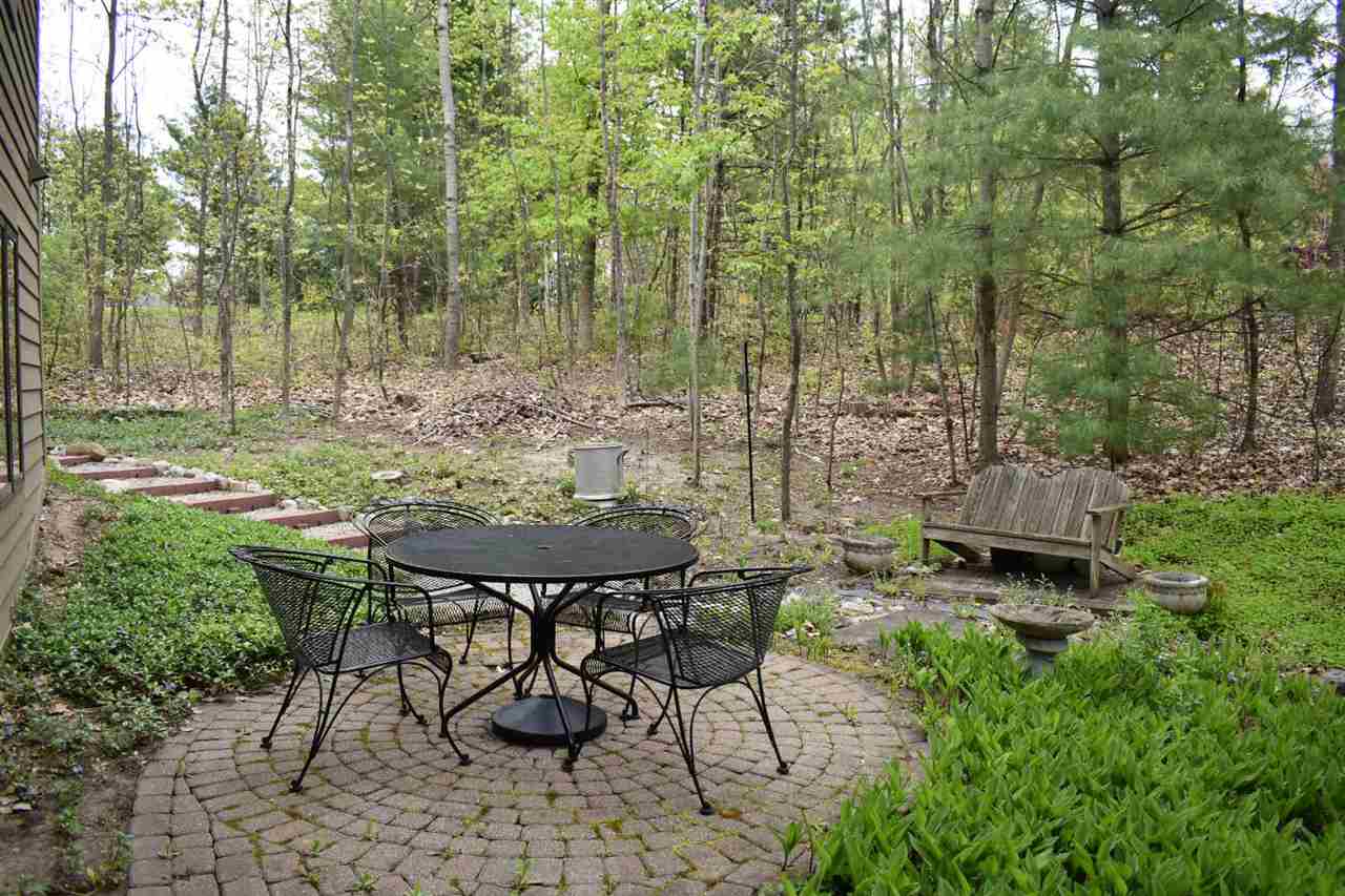 6572 Mission Ridge Traverse City, MI 49686 - Photo 6 of 42 1847047-5.JPG