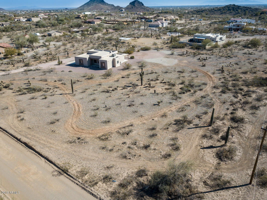 15925 West Skinner Road Surprise, AZ 85387 - Photo 12 of 53 15925-West-Skinner-Road-21