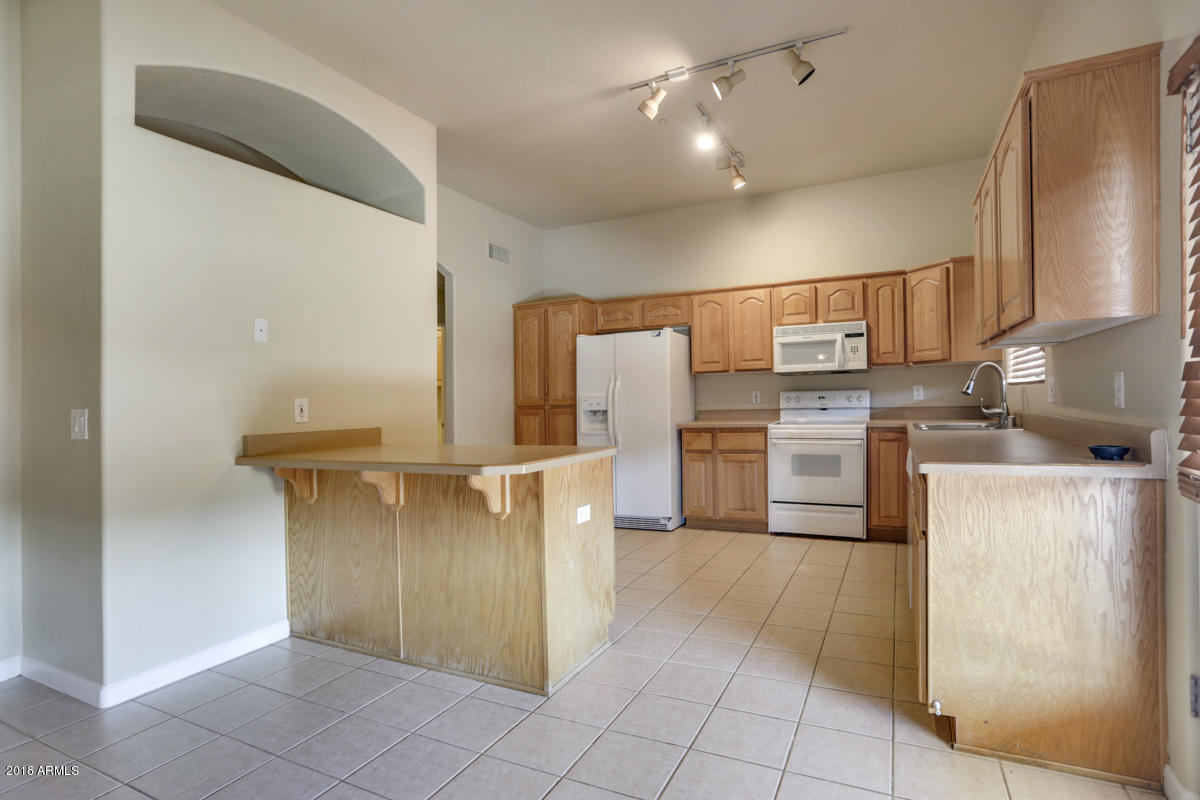 15925 West Skinner Road Surprise, AZ 85387 - Photo 17 of 53 15925-West-Skinner-Road-26