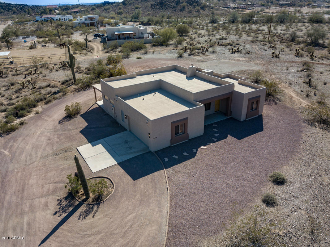 15925 West Skinner Road Surprise, AZ 85387 - Photo 23 of 53 15925-West-Skinner-Road-32
