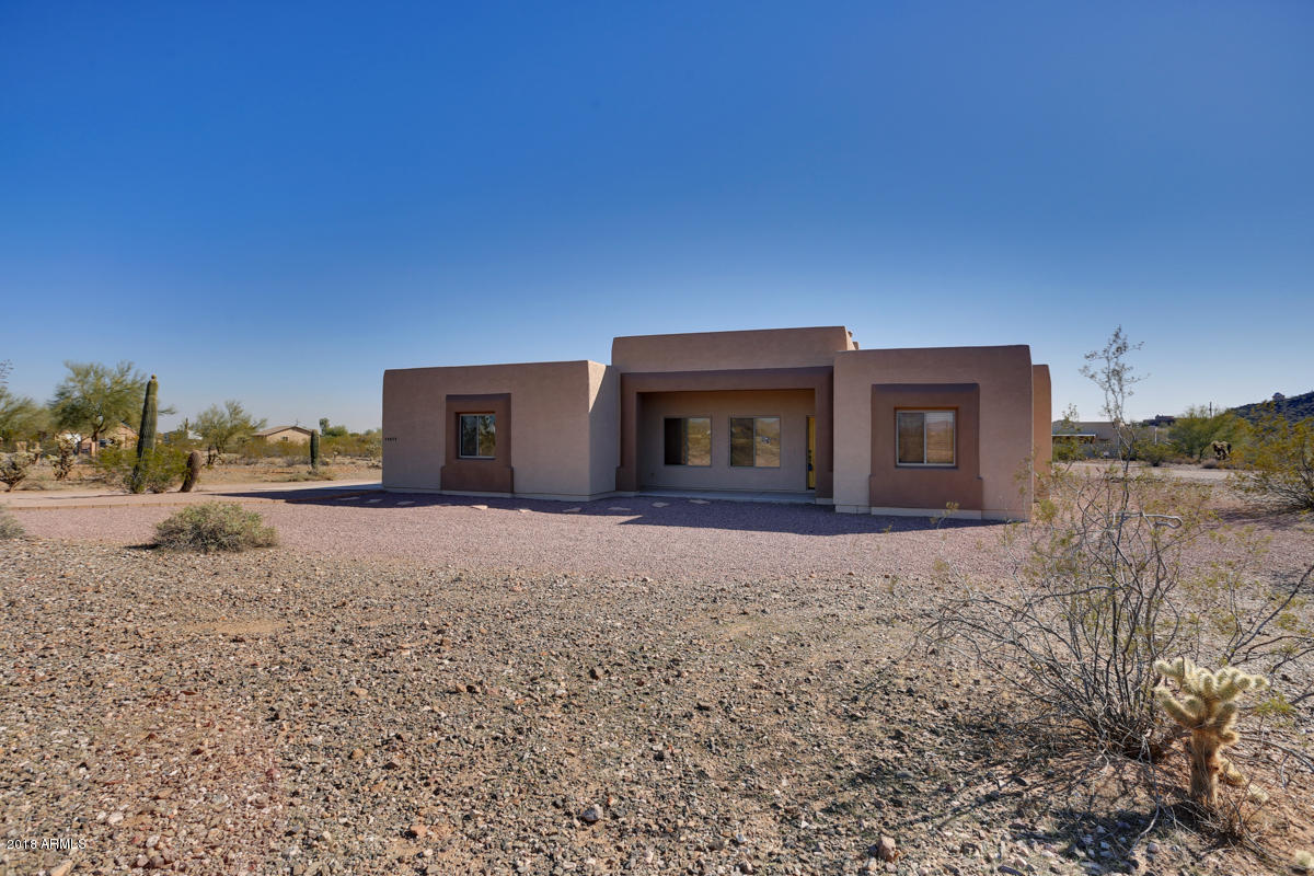 15925 West Skinner Road Surprise, AZ 85387 - Photo 4 of 53 15925-West-Skinner-Road-13