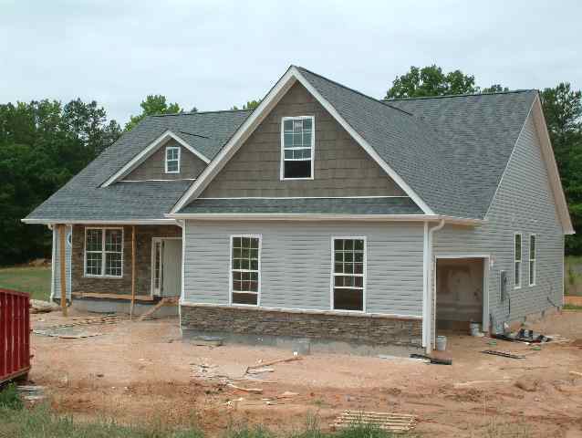 102 Quercus Run Fountain Inn, SC 29644 - Photo 3 of 4