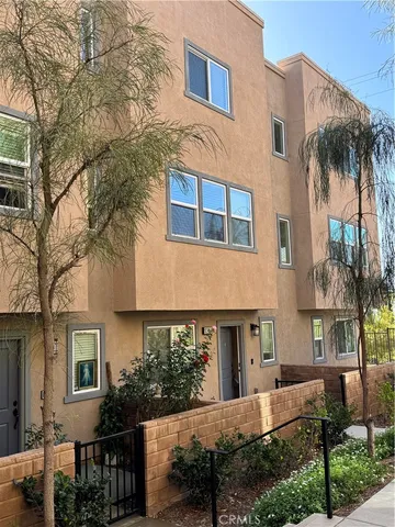 $639,999 | 12745 Watt Lane, Unit B, Sylmar, CA 91342