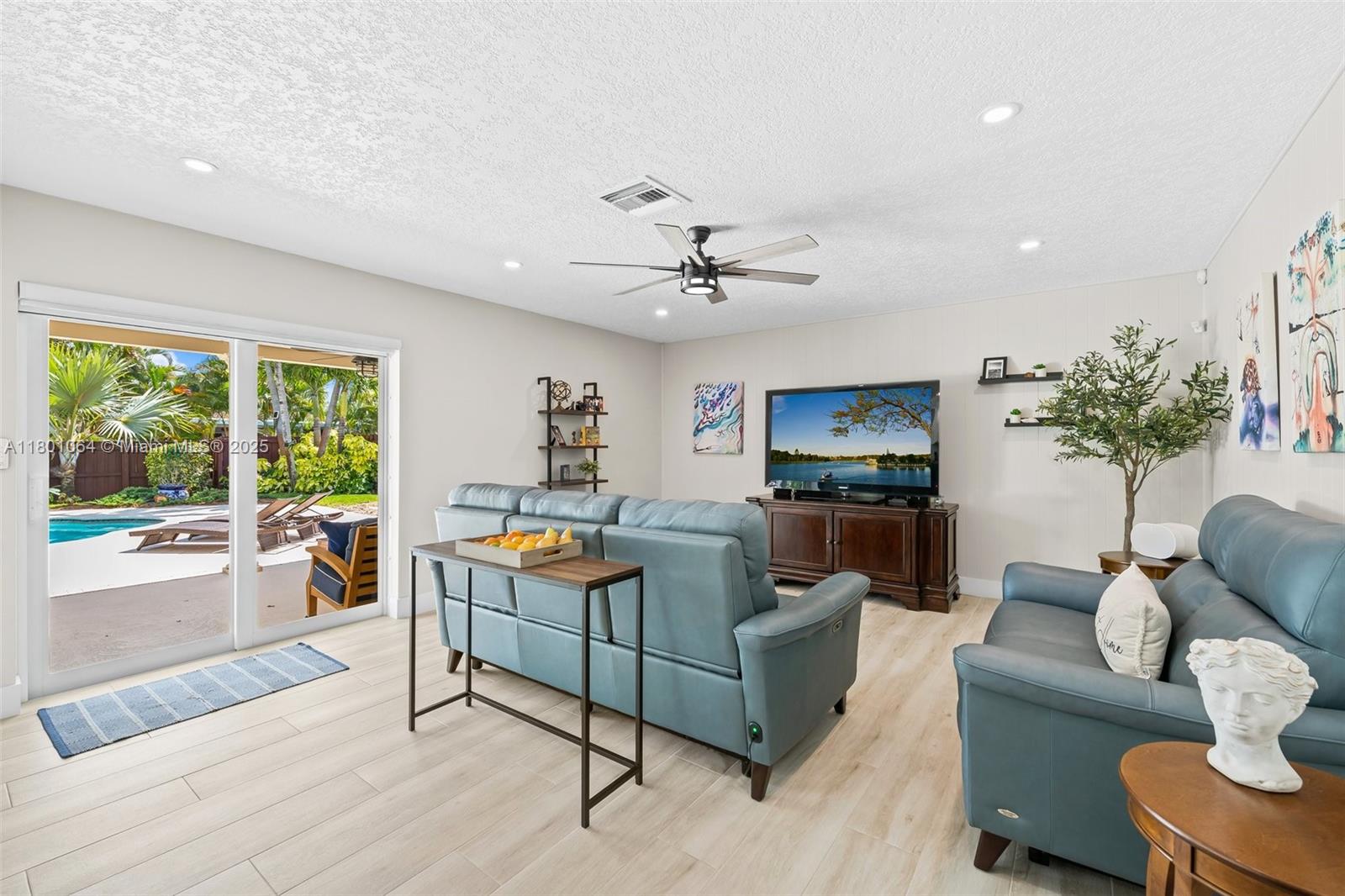 5318 Garfield Street Hollywood, FL 33021 - Photo 11 of 26