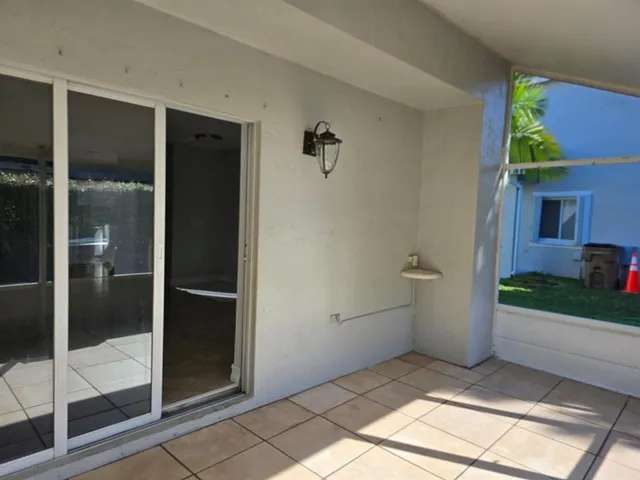 $3,000 | 4768 Southwest 14th Court, Deerfield Beach, FL 33442