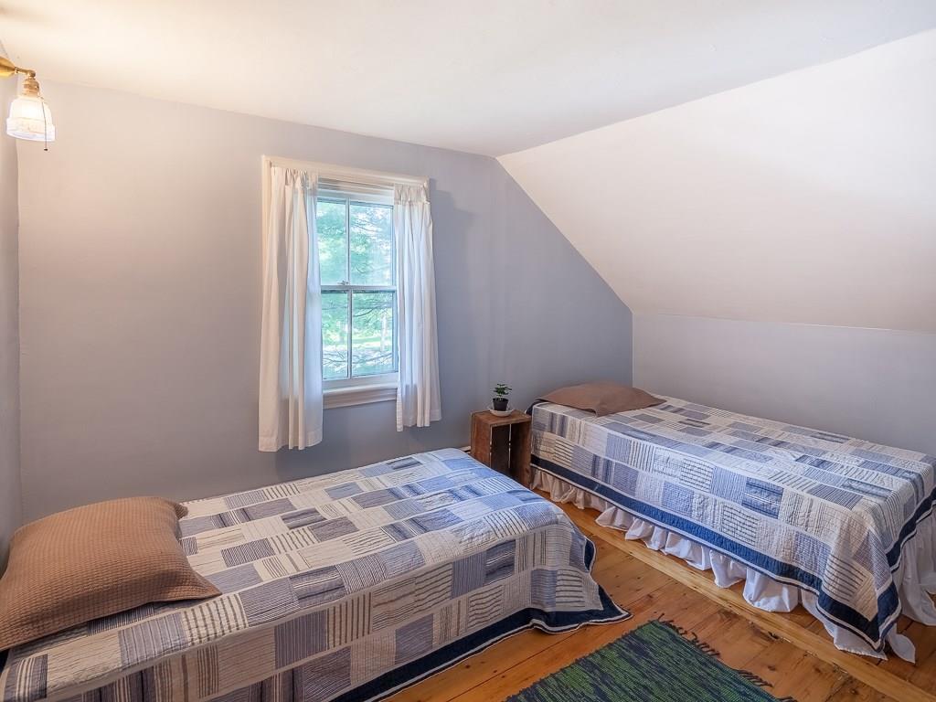 99 Chestnut Street Camden, ME 04843 - Photo 15 of 21 Second bedroom in #97 Chestnut