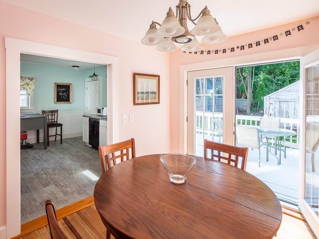 99 Chestnut Street Camden, ME 04843 - Photo 3 of 21 Dining room in #99 Chestnut