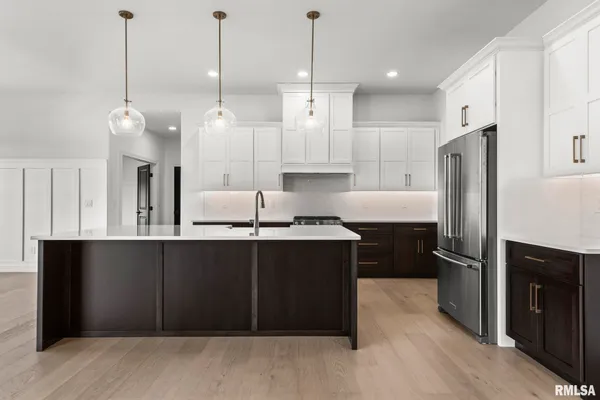 $845,000 | 4704 Berkshire Crossing, Springfield, IL 62711