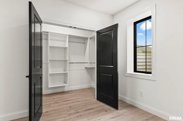 $850,000 | 4704 Berkshire Crossing, Springfield, IL 62711