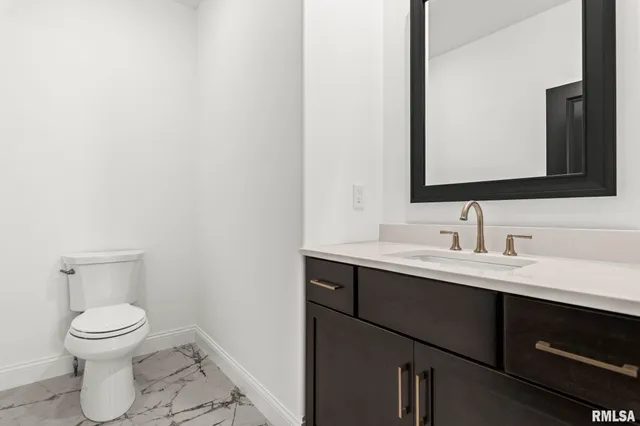 $850,000 | 4704 Berkshire Crossing, Springfield, IL 62711