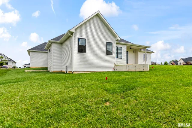 $850,000 | 4704 Berkshire Crossing, Springfield, IL 62711