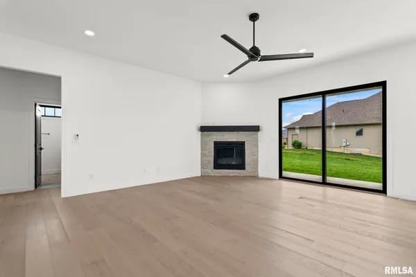 $845,000 | 4704 Berkshire Crossing, Springfield, IL 62711