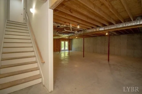 a view of entryway
