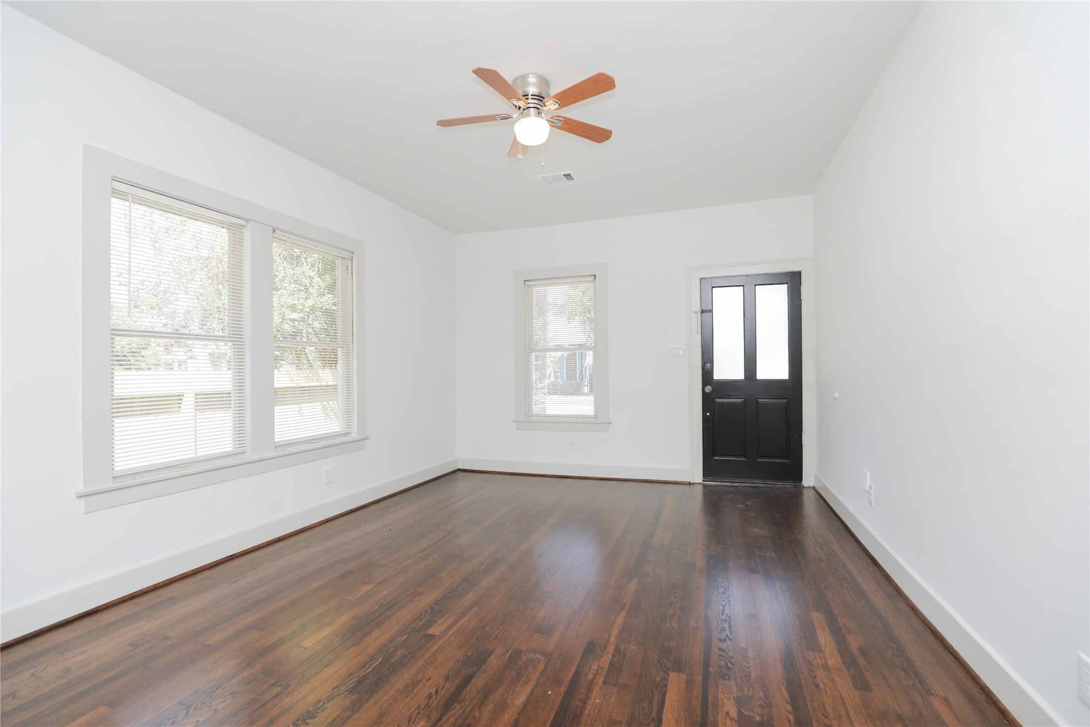 1244 West 21st Street Houston, TX 77008 - Photo 13 of 37