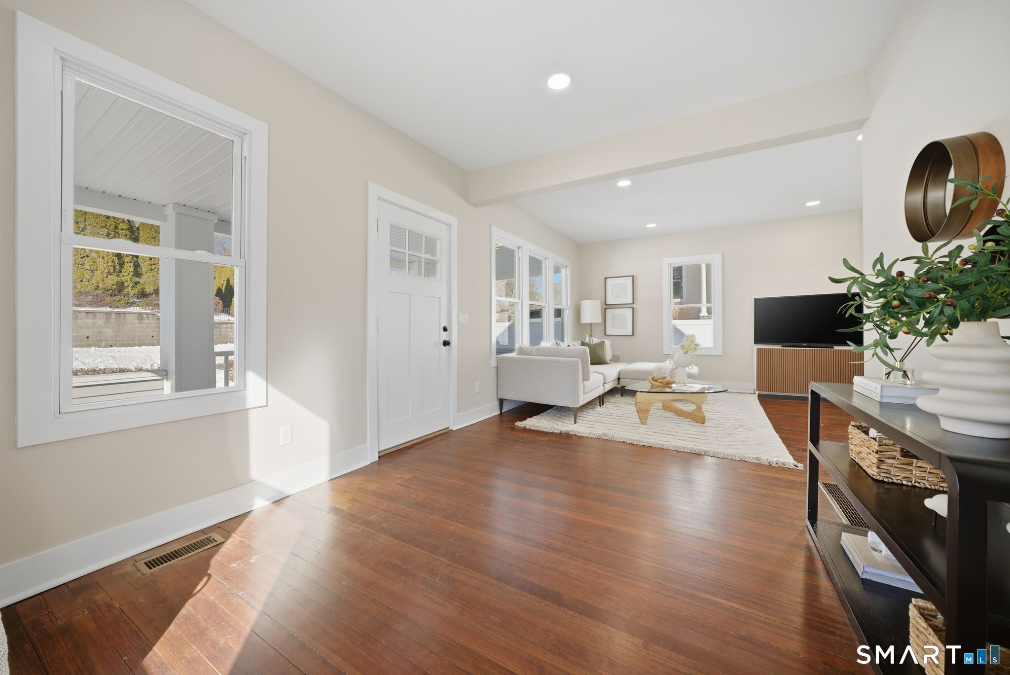 274 High Street Fairfield, CT 06824 - Photo 10 of 39