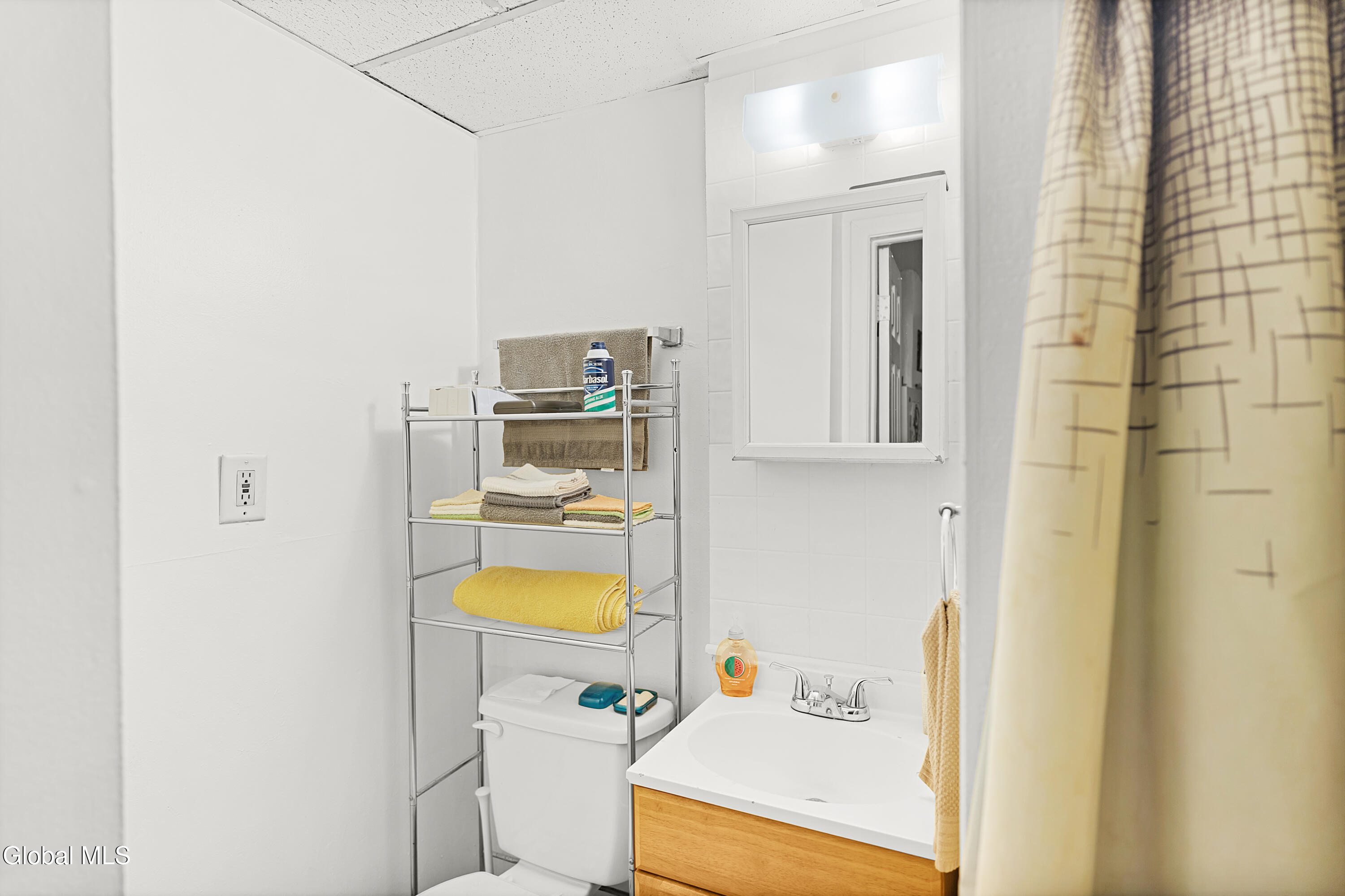 21-23 Watervliet Avenue Albany, NY 12206 - Photo 14 of 23 EMO08039