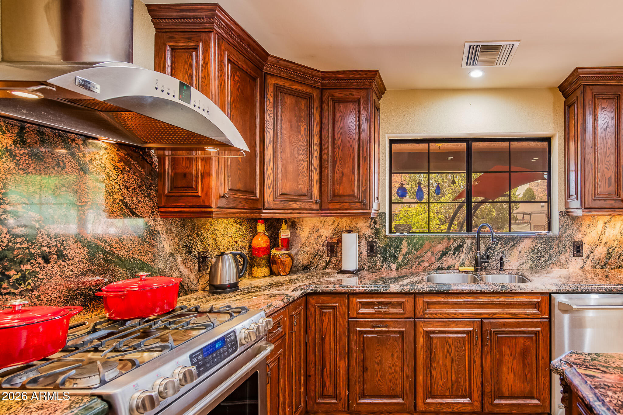 86 Ridge Rock Road Sedona, AZ 86351 - Photo 13 of 39 86 Ridge Rock Rd-1069 - Copy - Copy