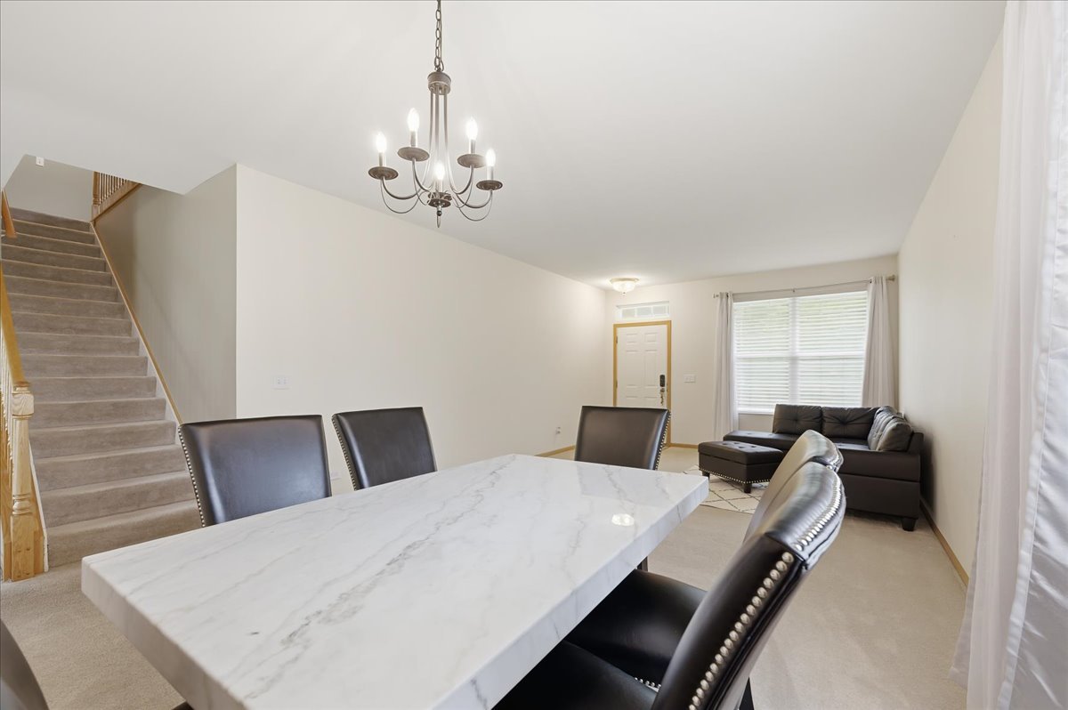 1916 Castle Ridge Drive Plainfield, IL 60586 - Photo 7 of 36 Gallery Image 7