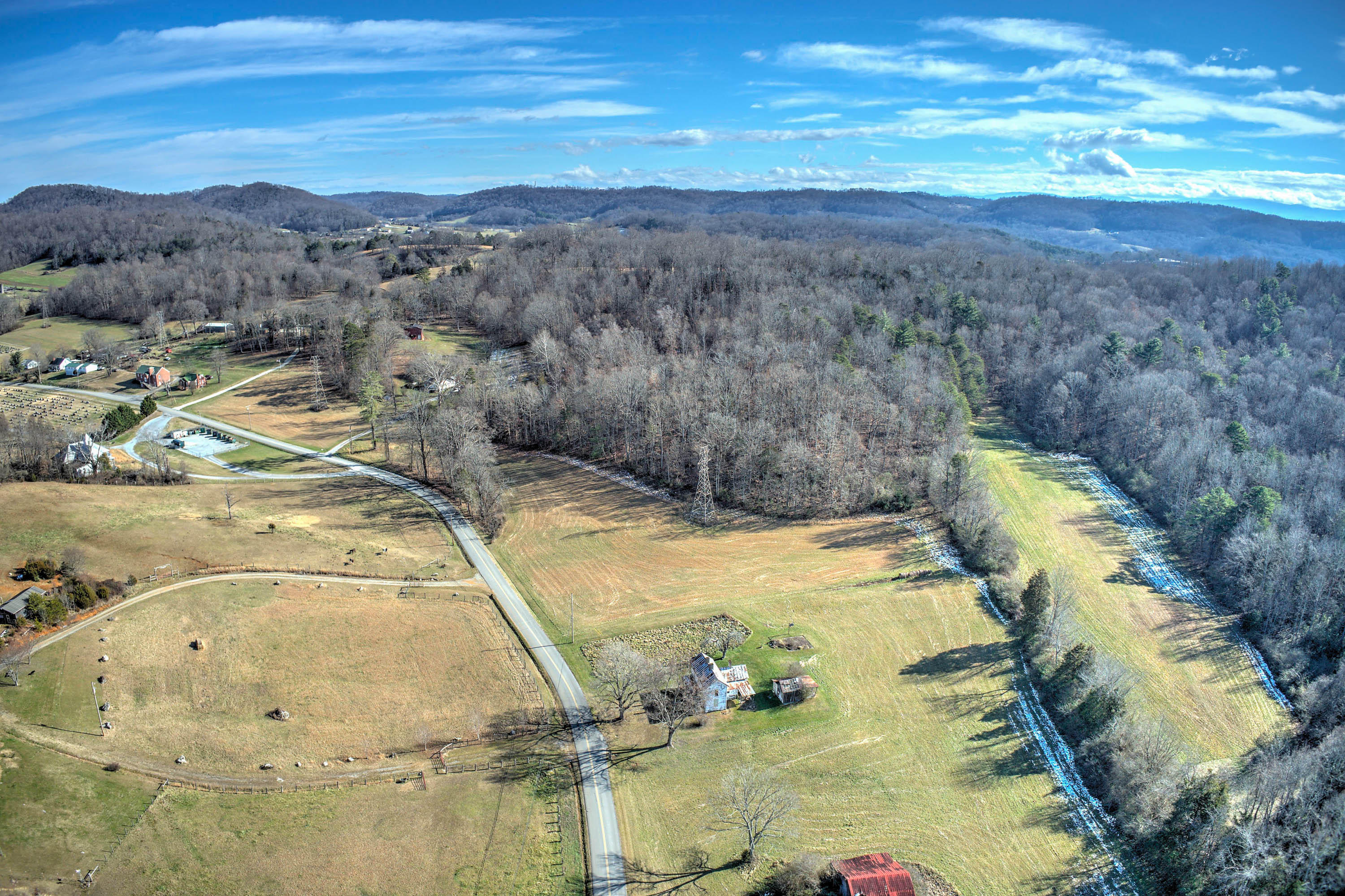 3 Baileyton Road, Unit 3 Greeneville, TN 37745 - Photo 3 of 9 Old Baileyton Rd-3