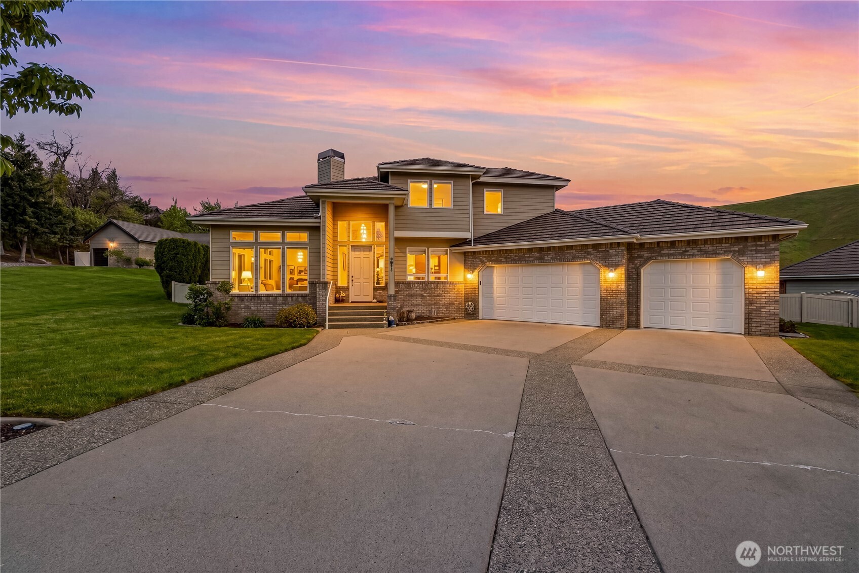 2011 Maiden Lane Wenatchee, WA 98801 - Photo 1 of 40