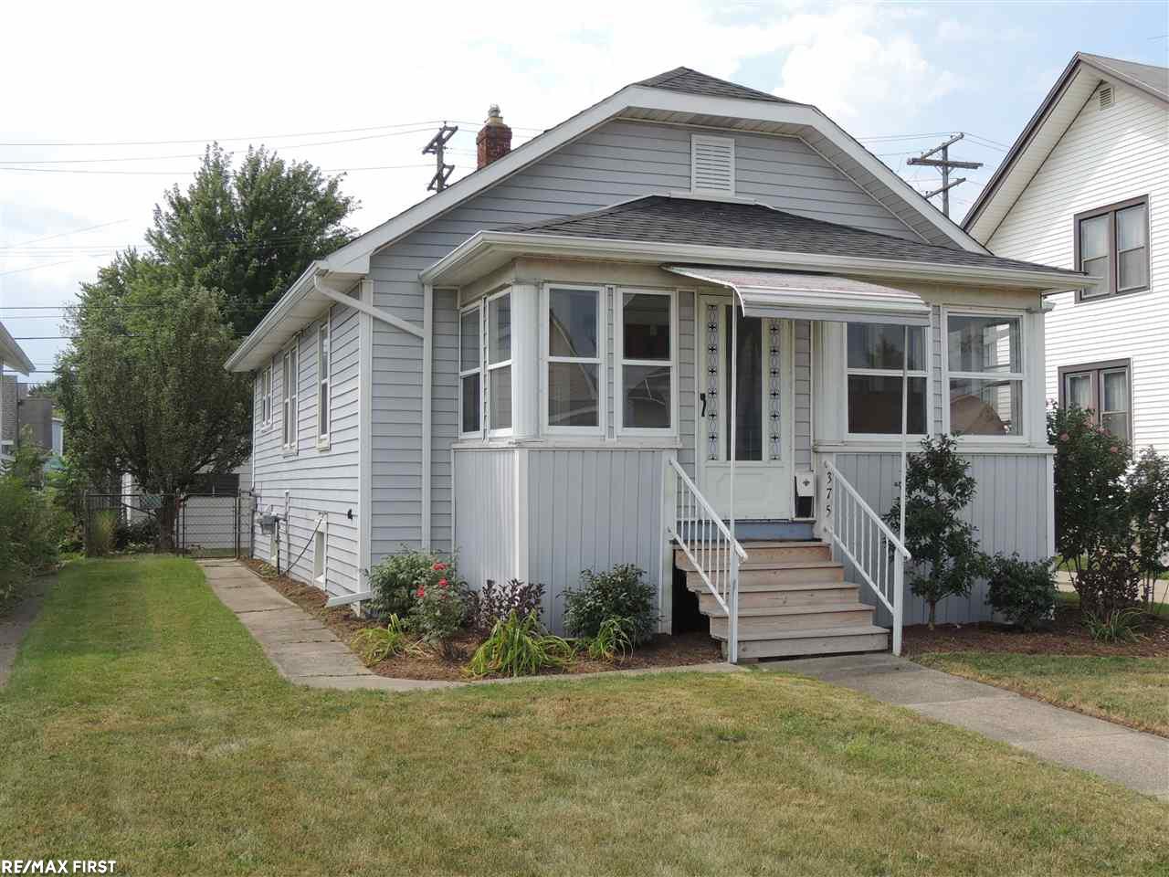 375 Cass Mount Mount Clemens, MI 48043 - Photo 1 of 26