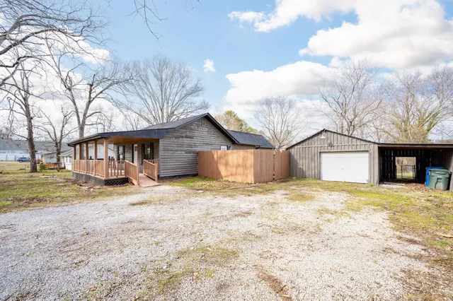 $2,250 | 8229 Patterson Road, Chattanooga, TN 37421